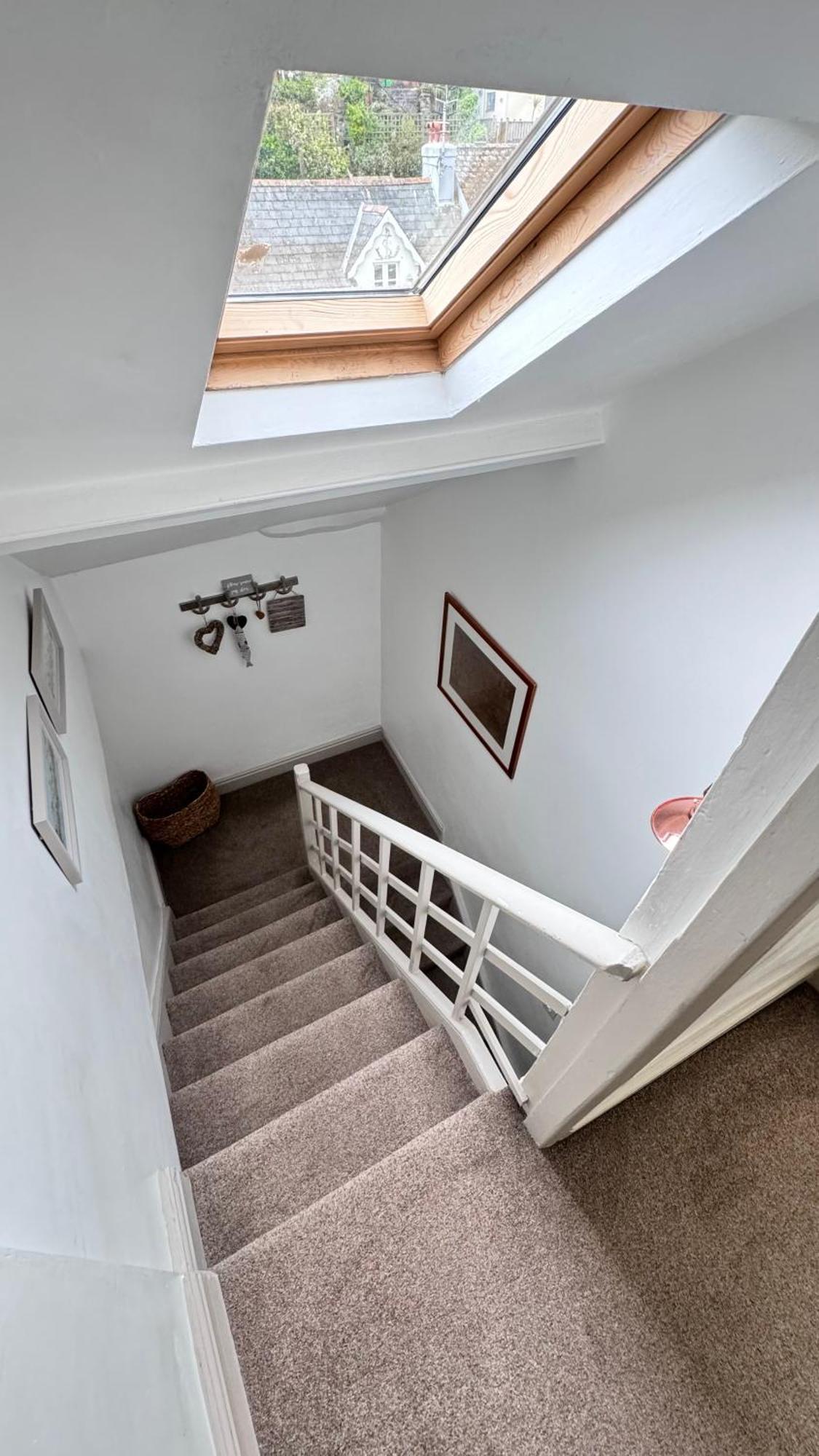 Nancie'S Place - Dartmouth Town Center With Private Parking - A Traditional Georgian Private Duplex Apartment - Beautifully Refurbished - Two Bedrooms, Bathroom, Kitchen And Lounge Diner Buitenkant foto
